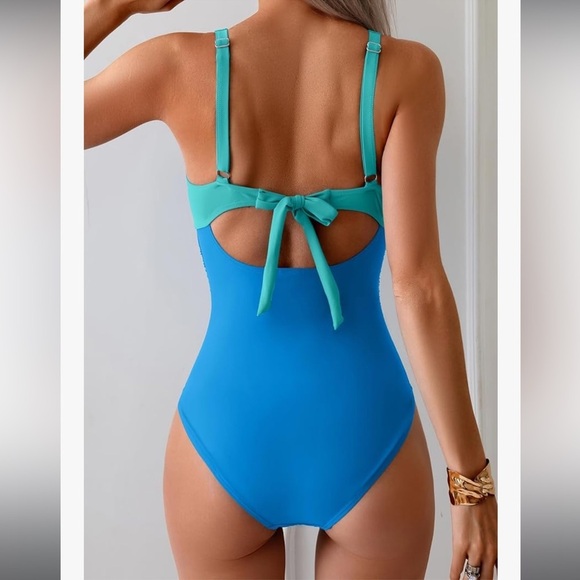 Elegant Two-Toned Blue One-Piece Swimsuit - Picture 2 of 4
